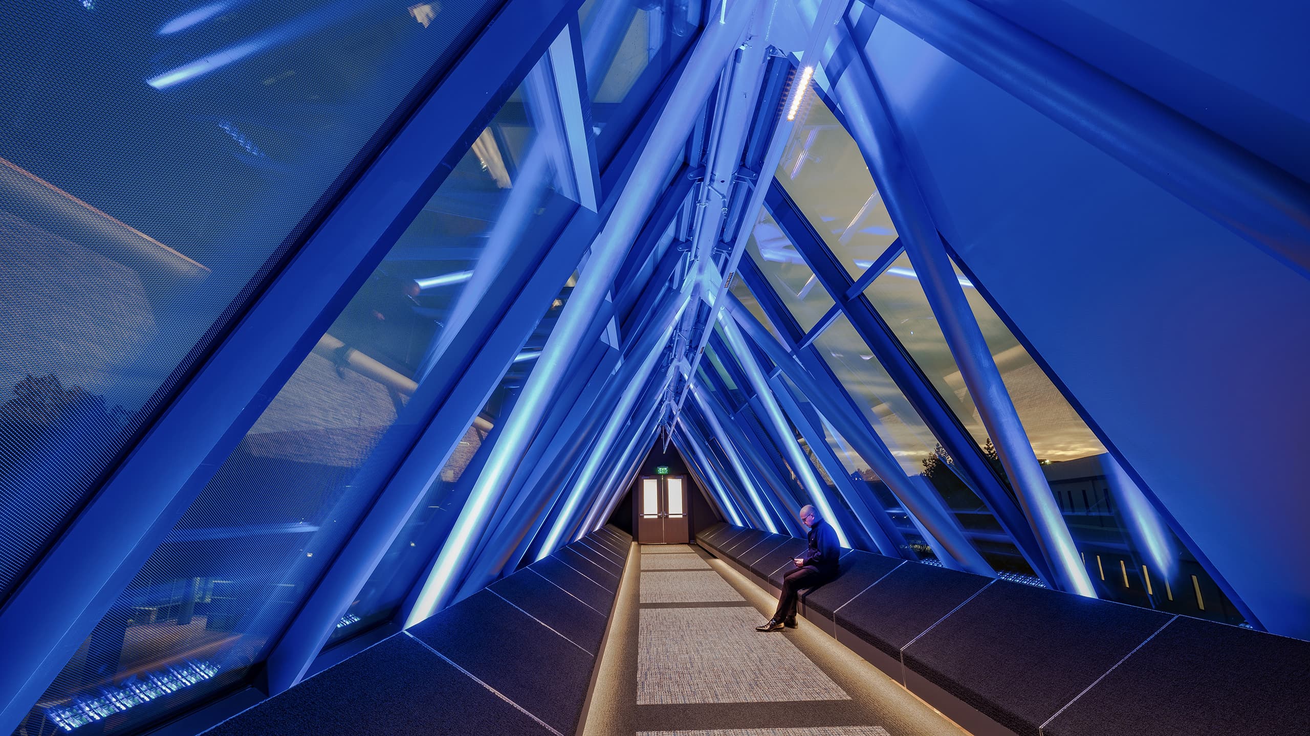 ADI_03_available-light_architecture