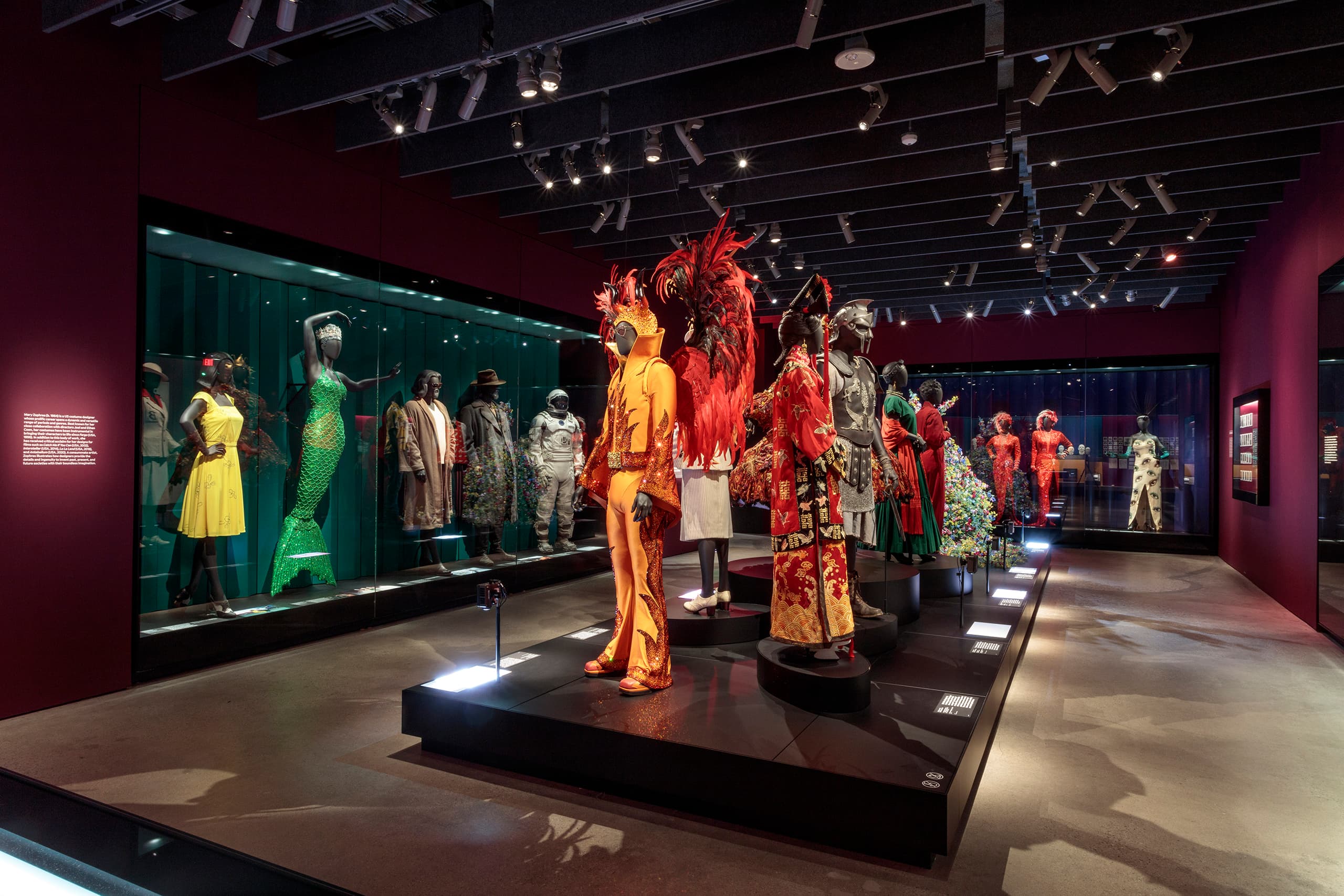 AMMP_04_available-light_museum