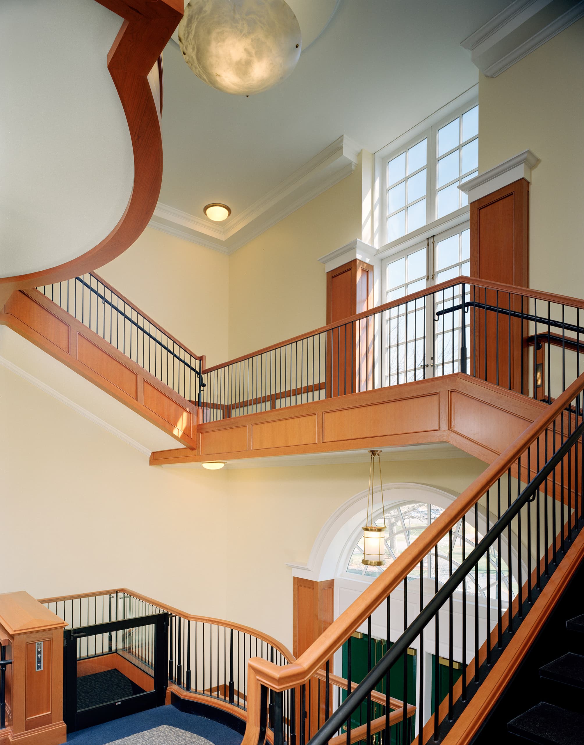 Aldrich_04_available-light_architecture