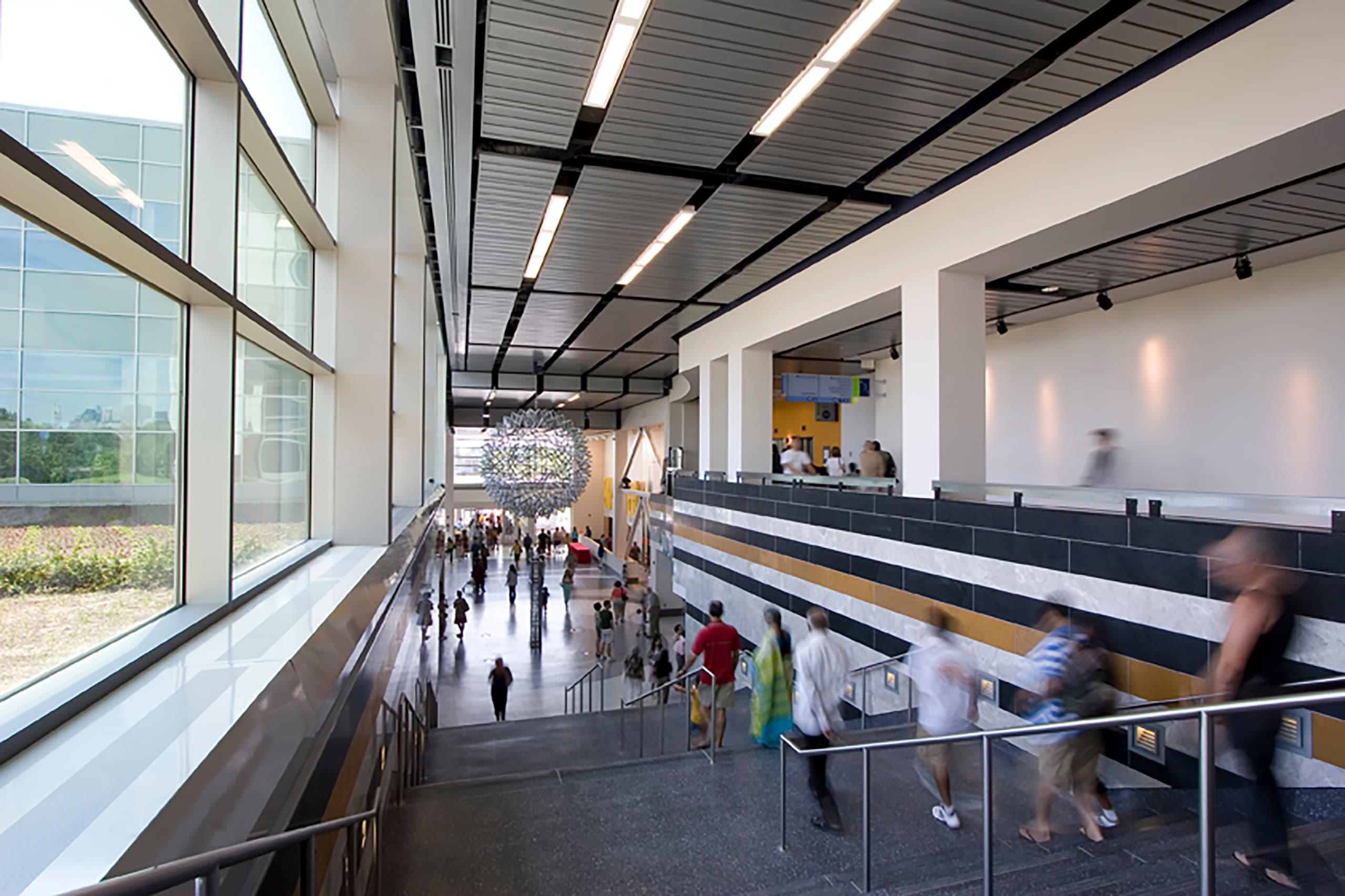 LSCArch_04_available-light_architecture