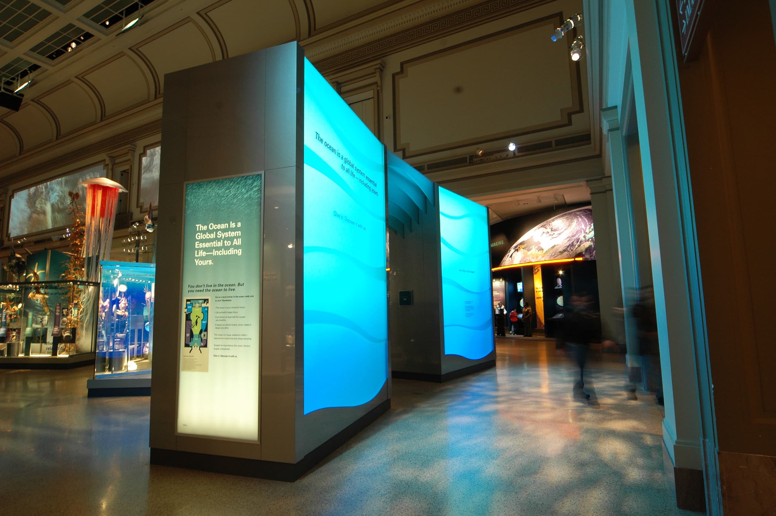 OceanHall_03_available-light_museum
