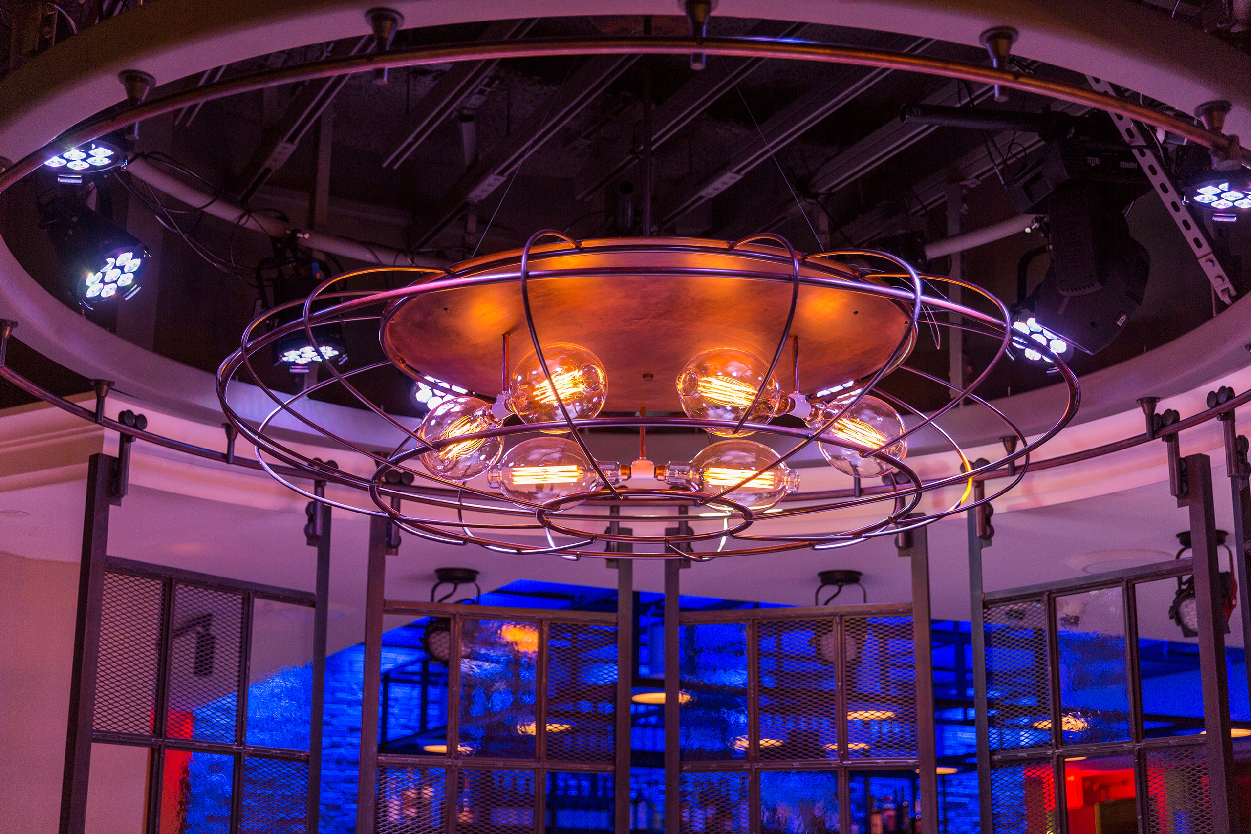 B3_02_available-light_architecture