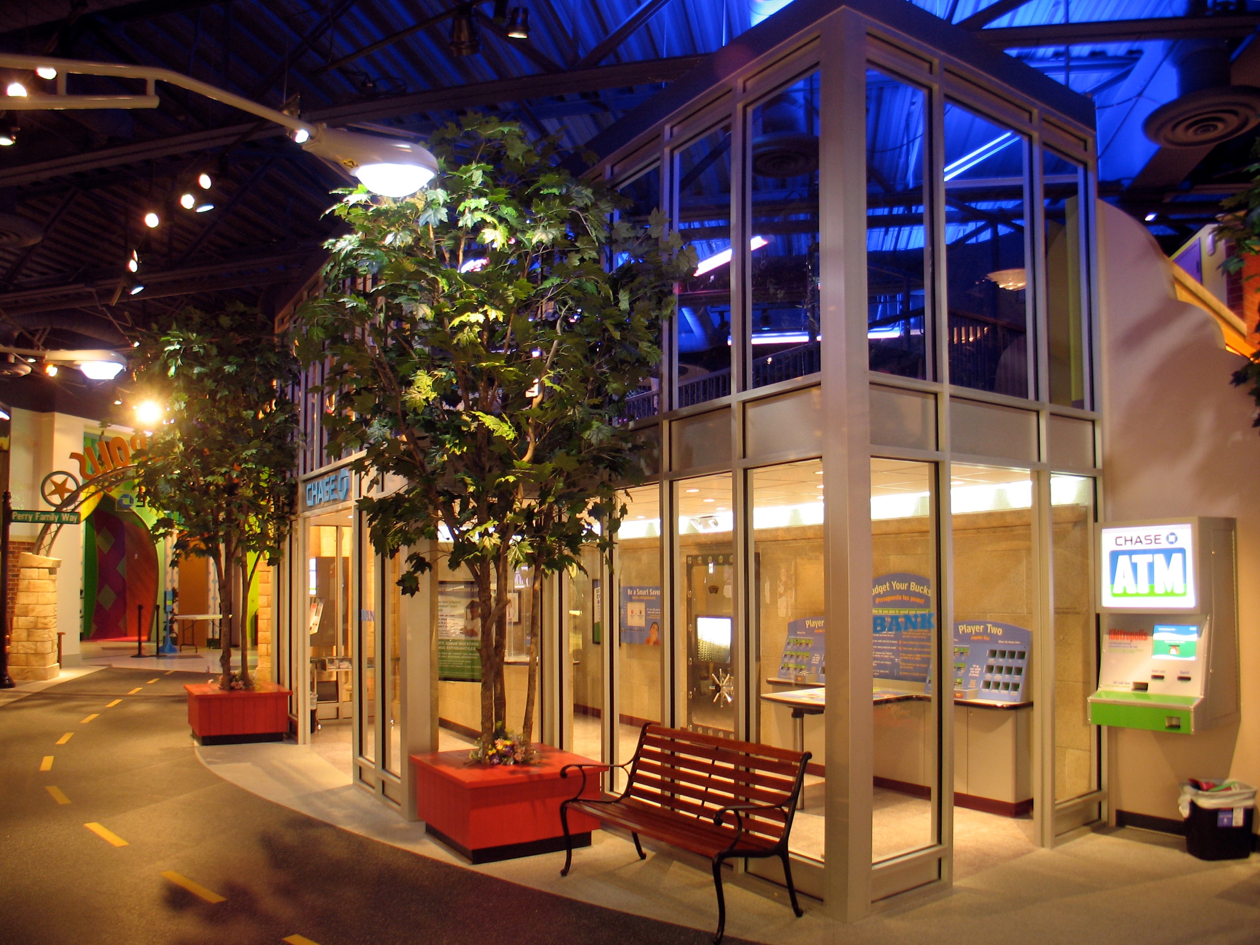 CMH_05_available-light_museum