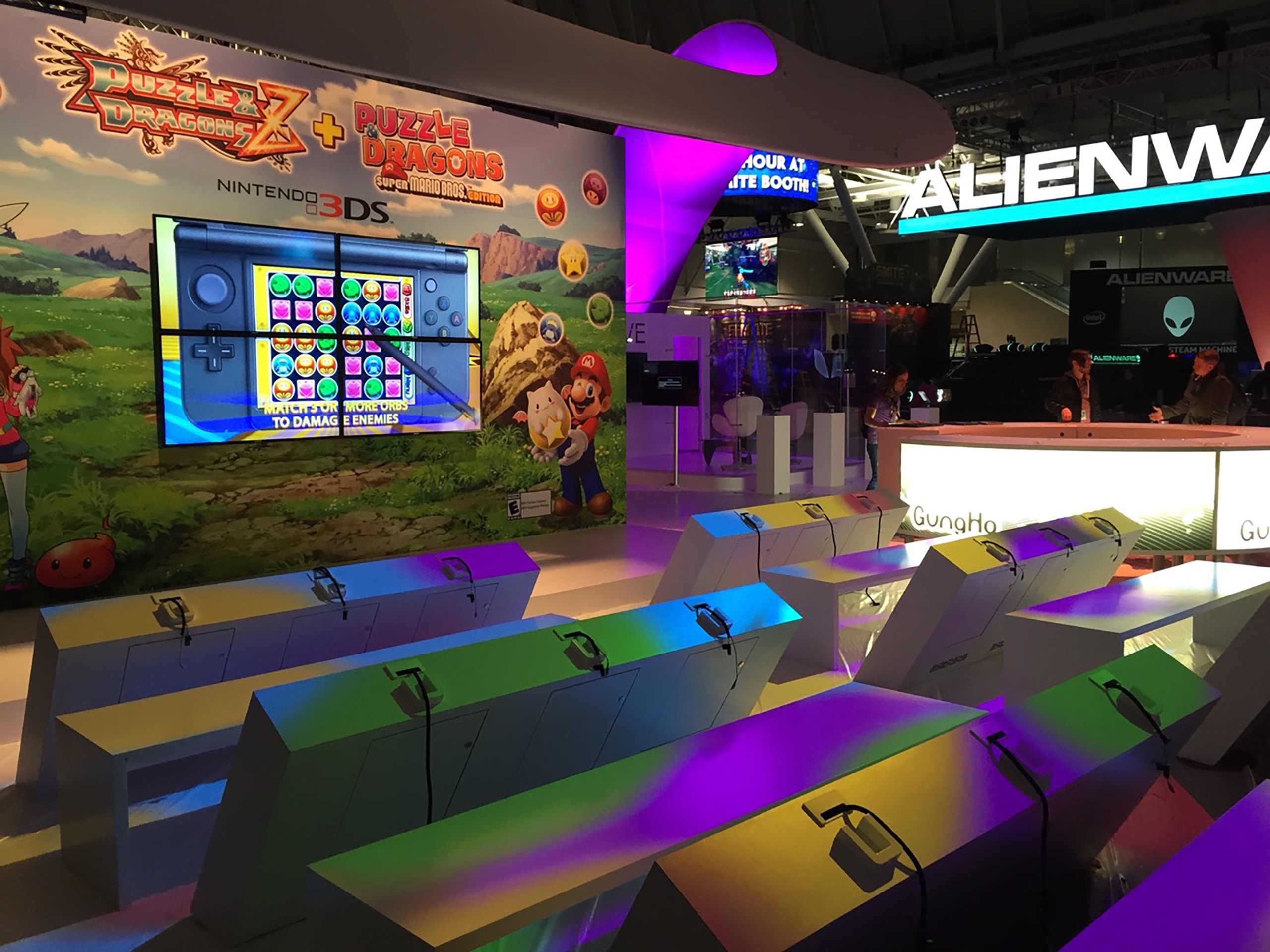 GungHo_02_available-light_trade-show