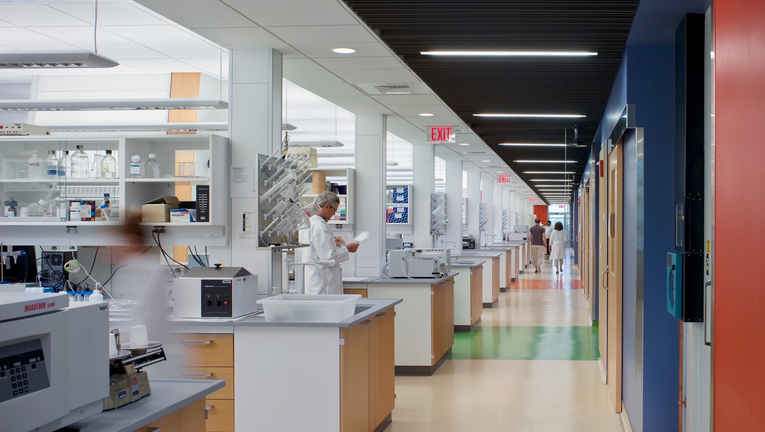 Hershey_01_available-light_architecture