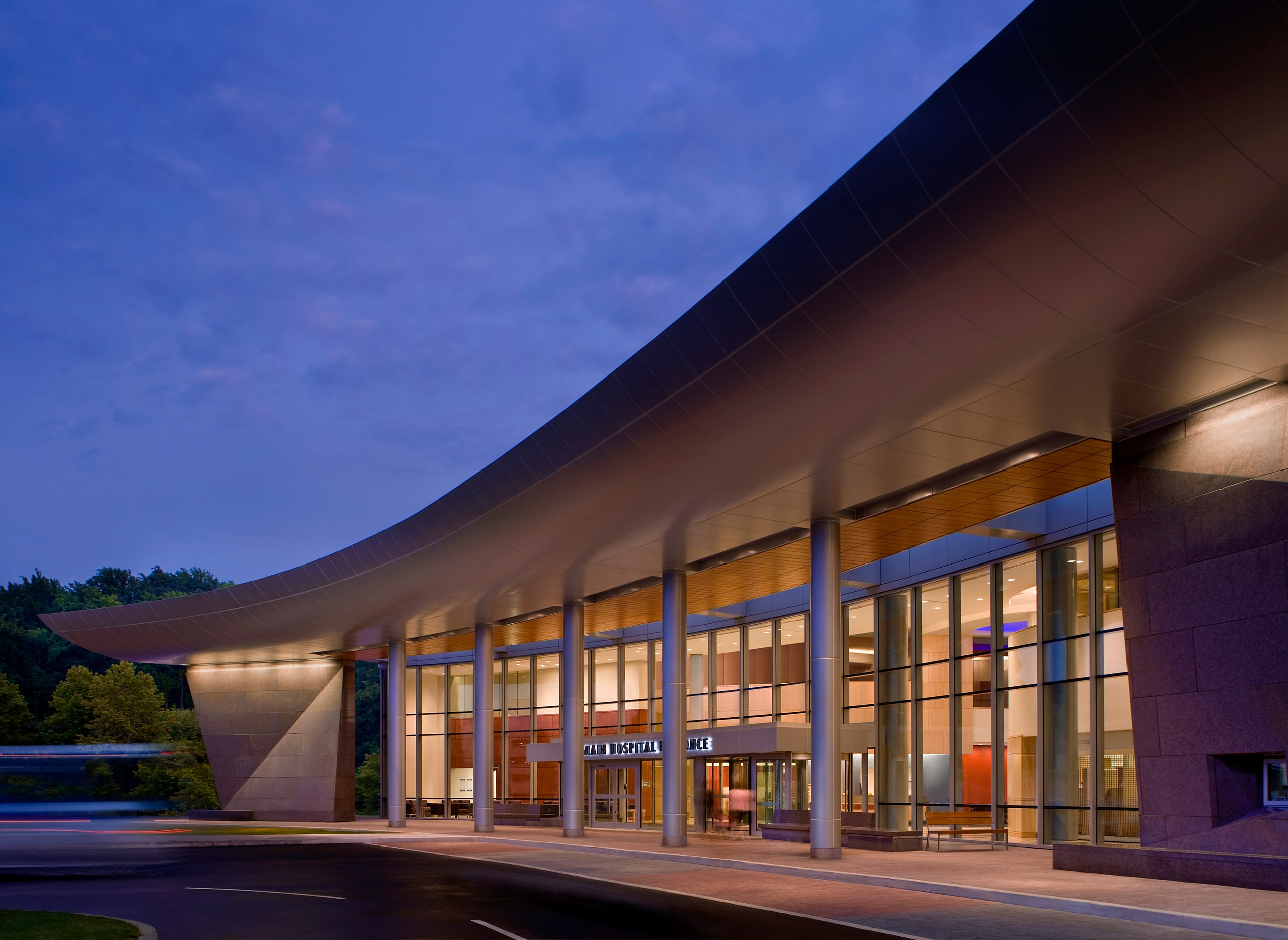 Hershey_06_available-light_architecture