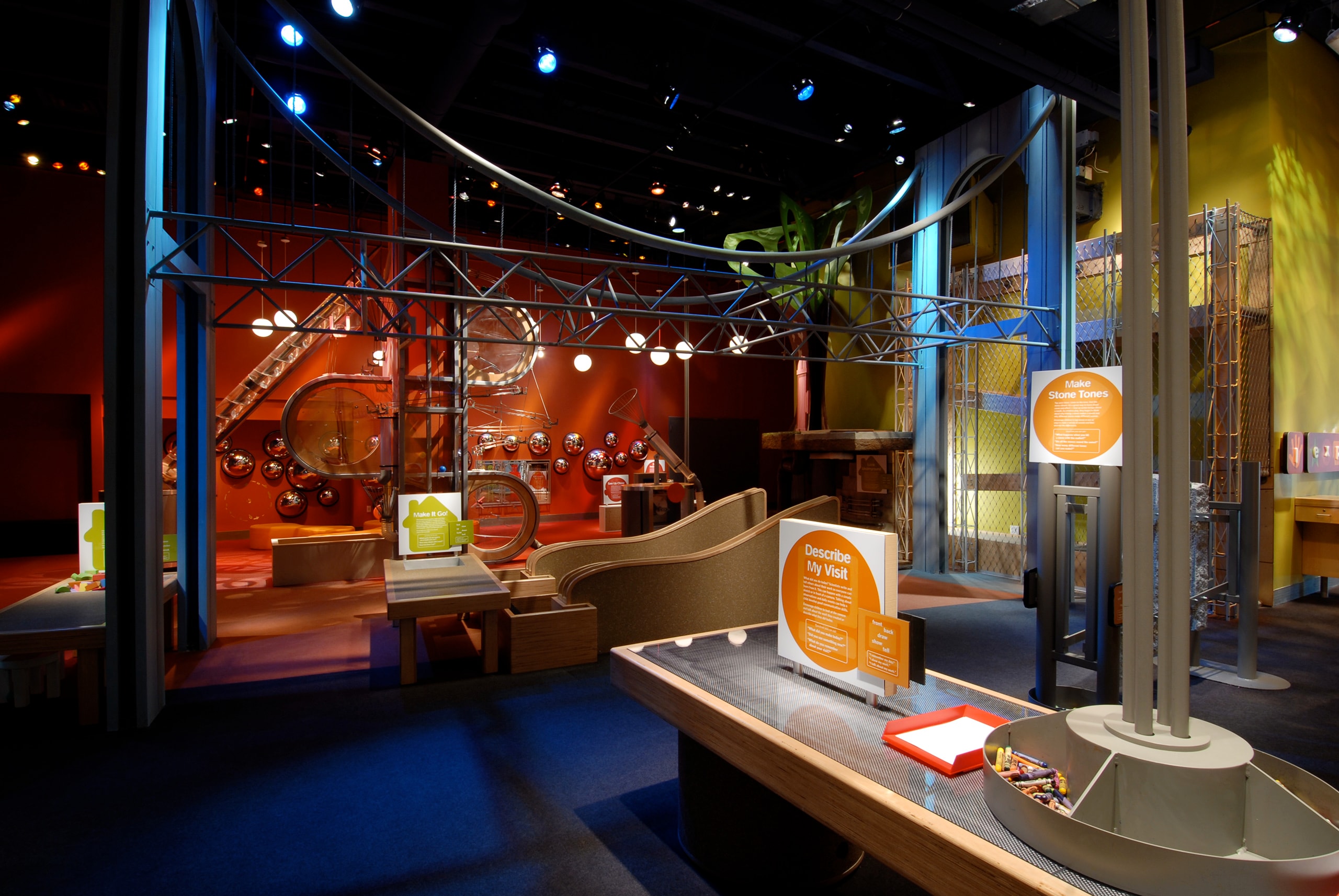 LSC_03_available-light_museum