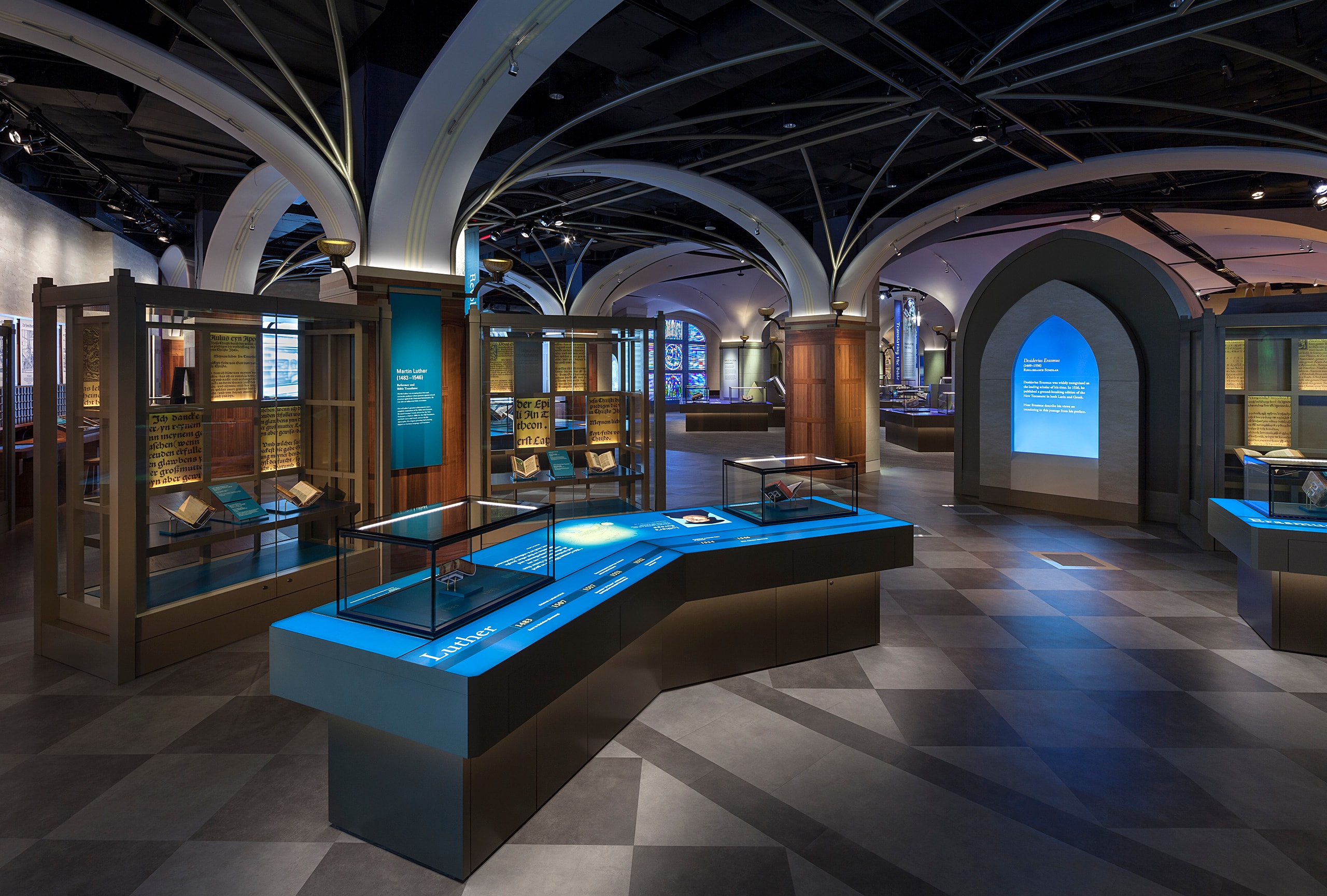 MOTB-Hi_02_available-light_museum