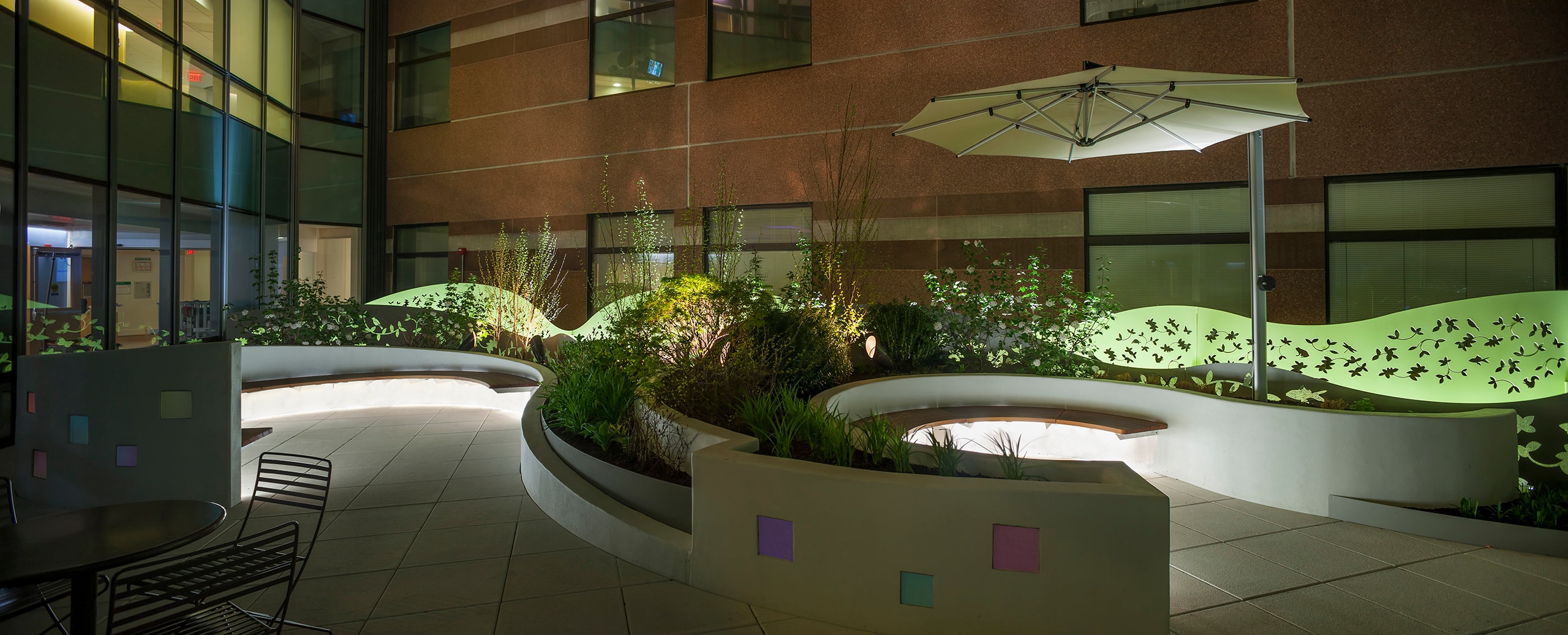 Mandell_01_available-light_architecture