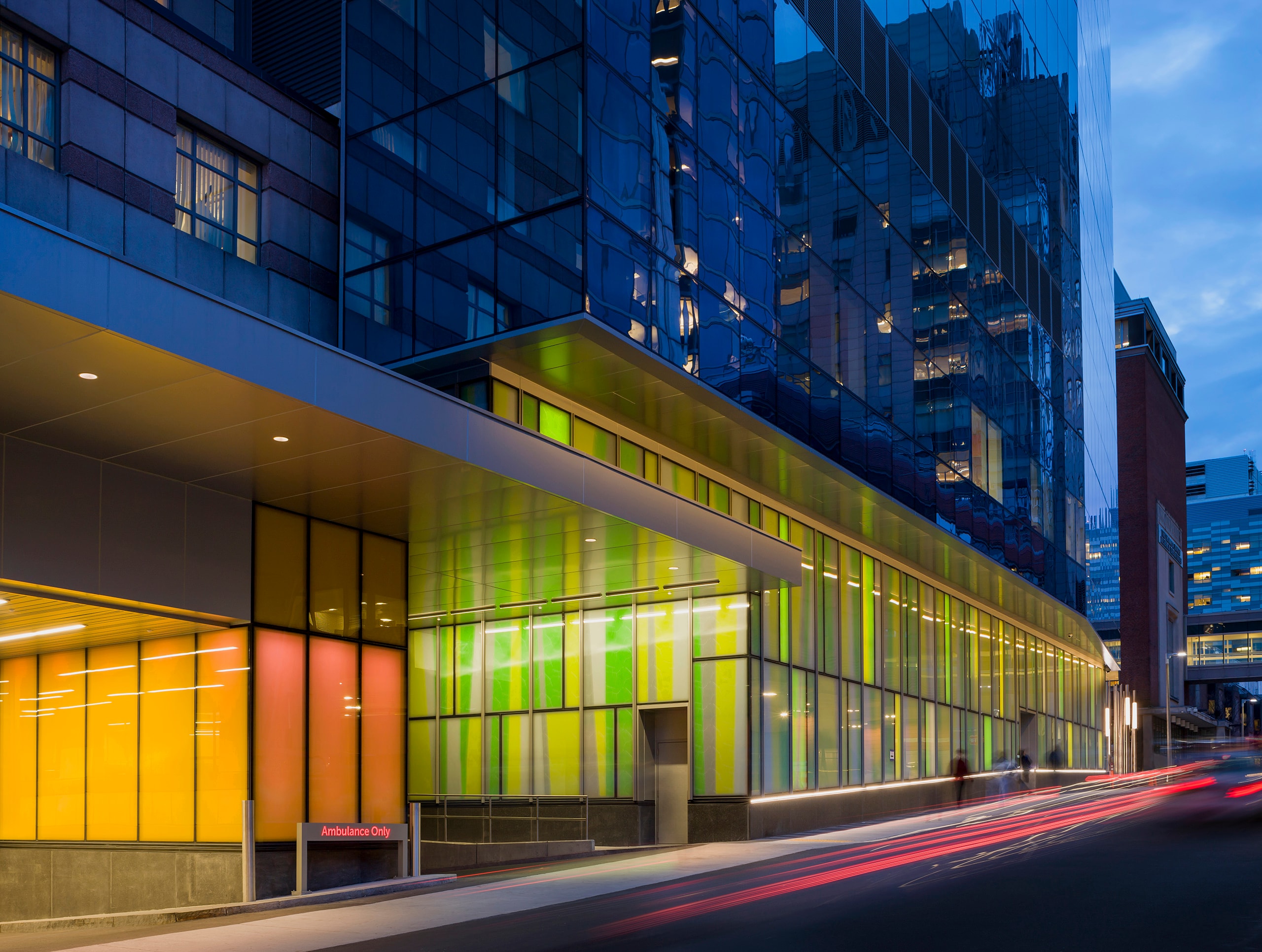 Mandell_03_available-light_architecture