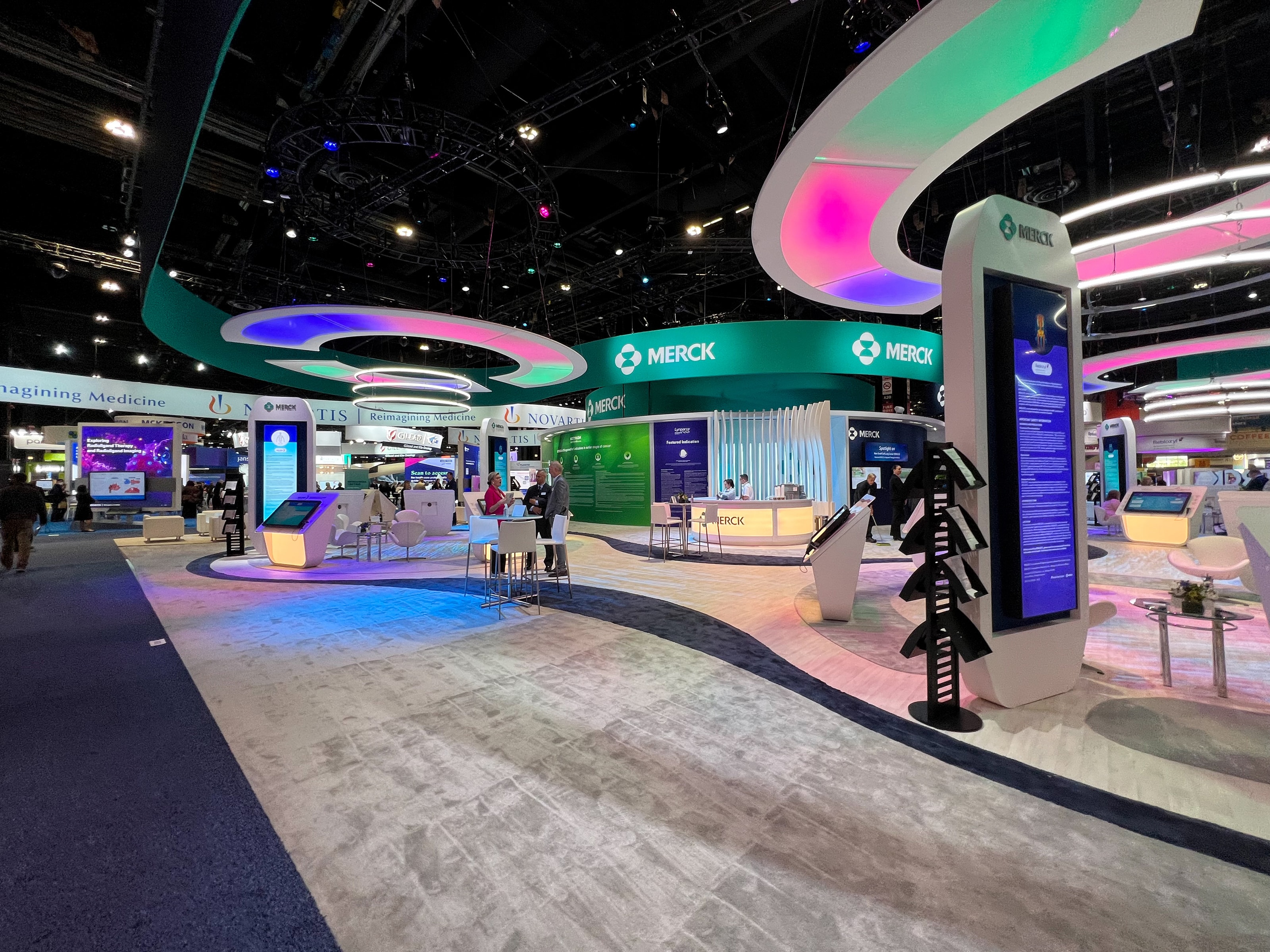 Merck_07_available-light_trade-show