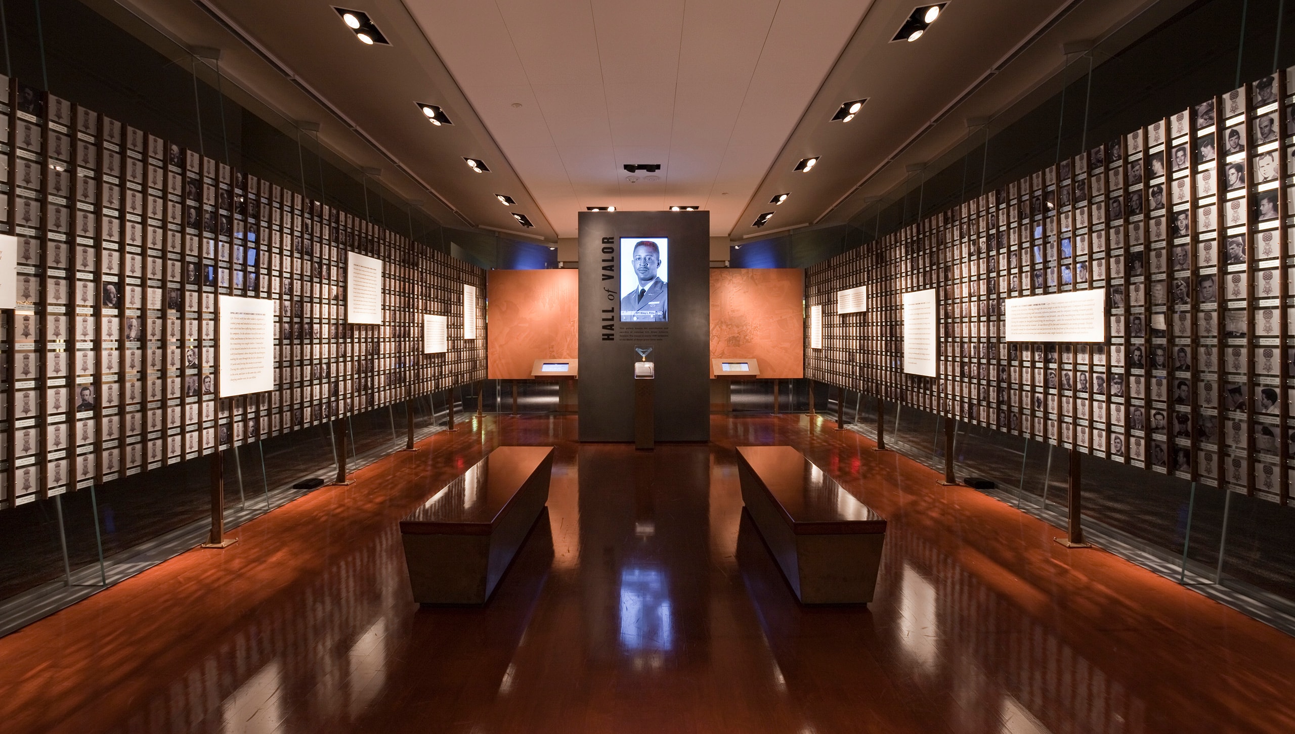 NIM_01_available-light_museum