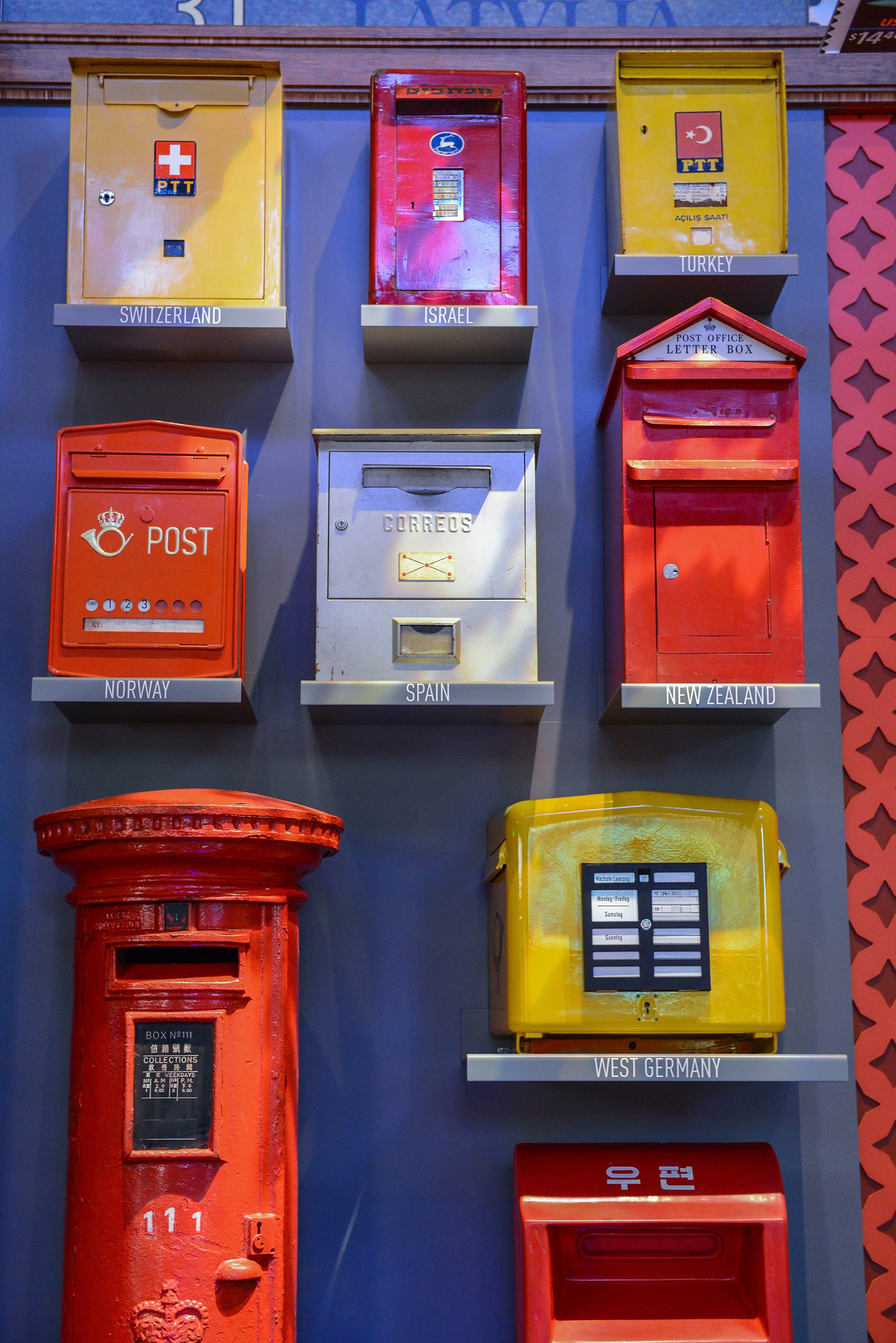 PostalMuseum_02_available-light_museum