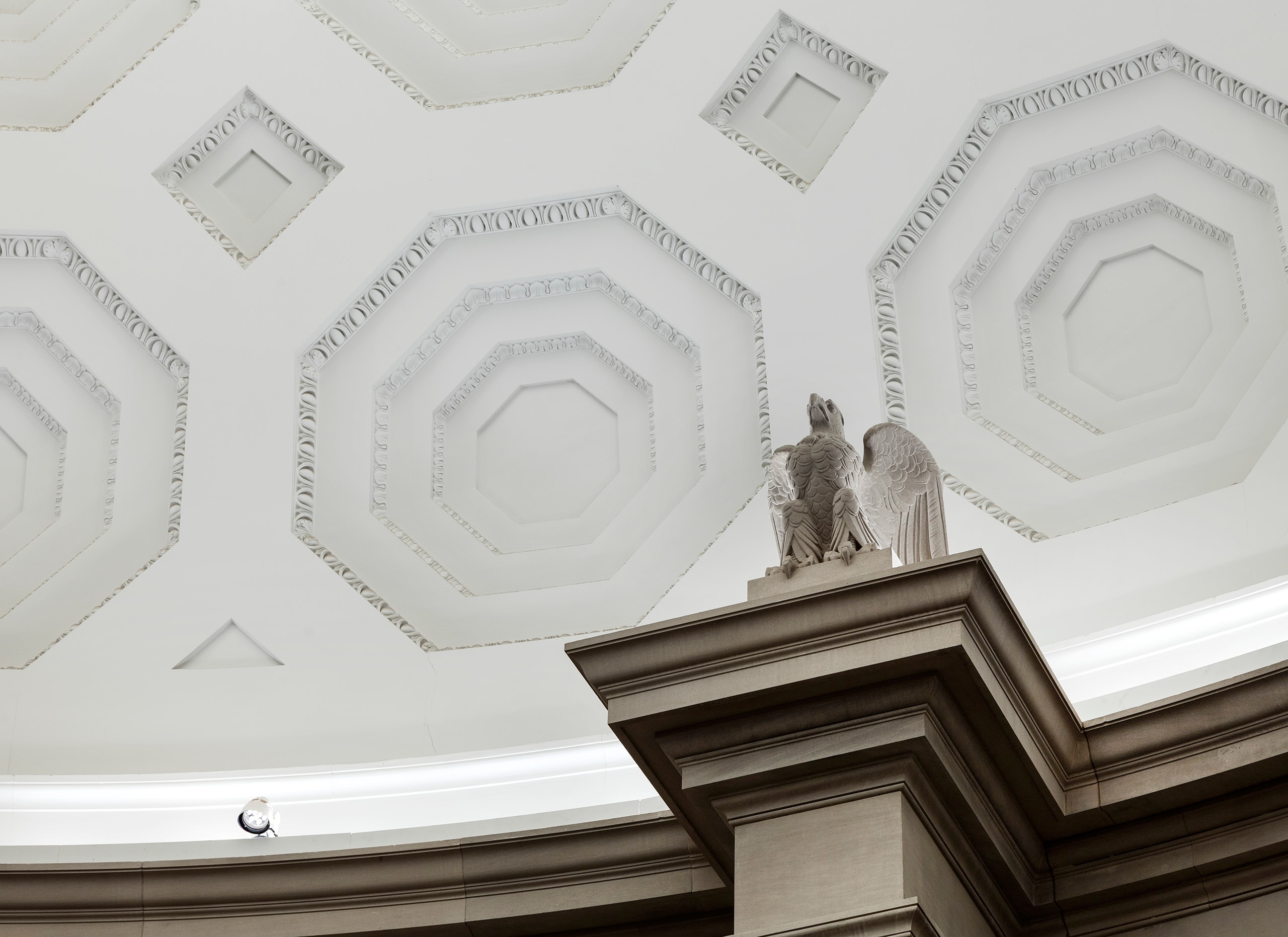 Rotunda_03_available-light_architecture