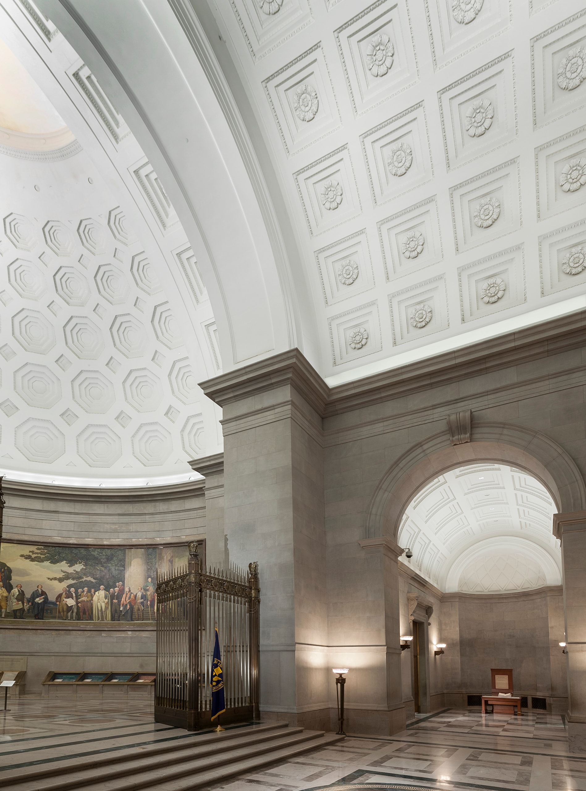 Rotunda_05_available-light_architecture