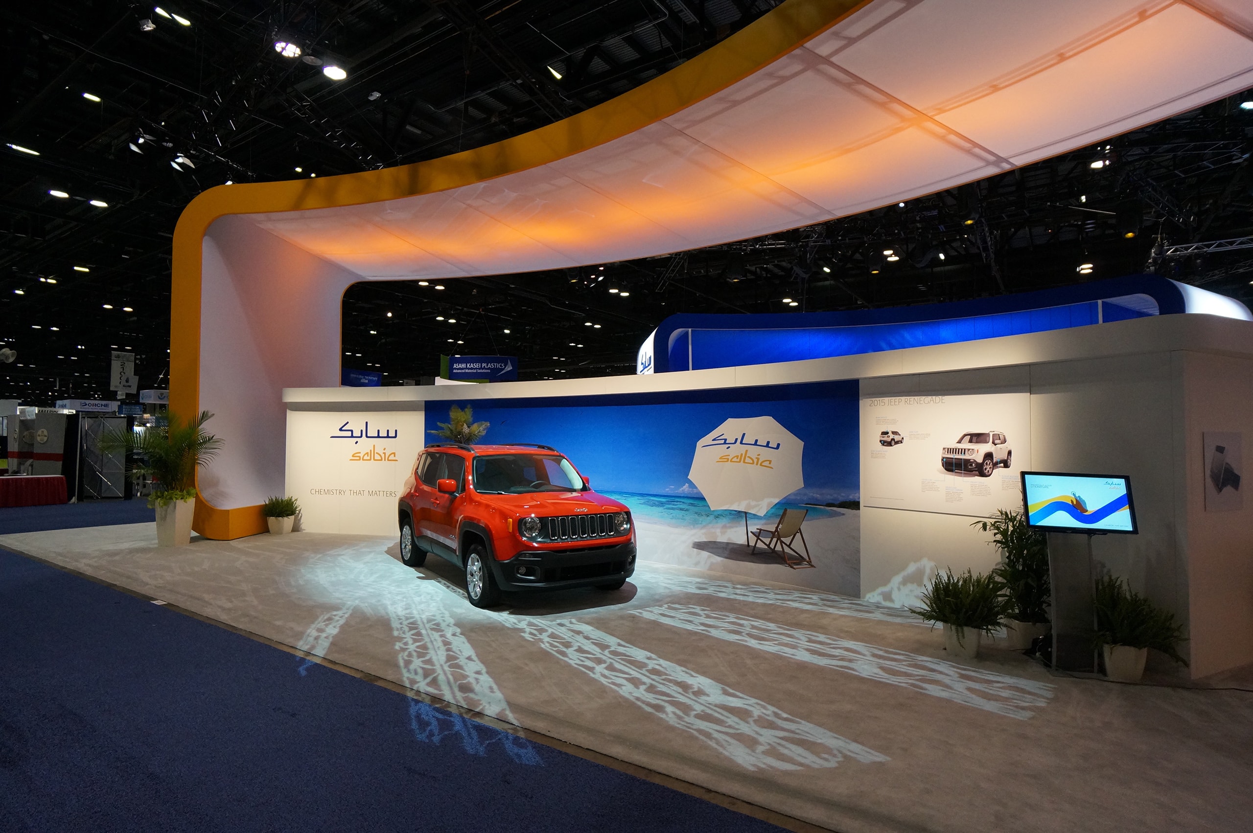 Sabic_02_available-light_trade-show