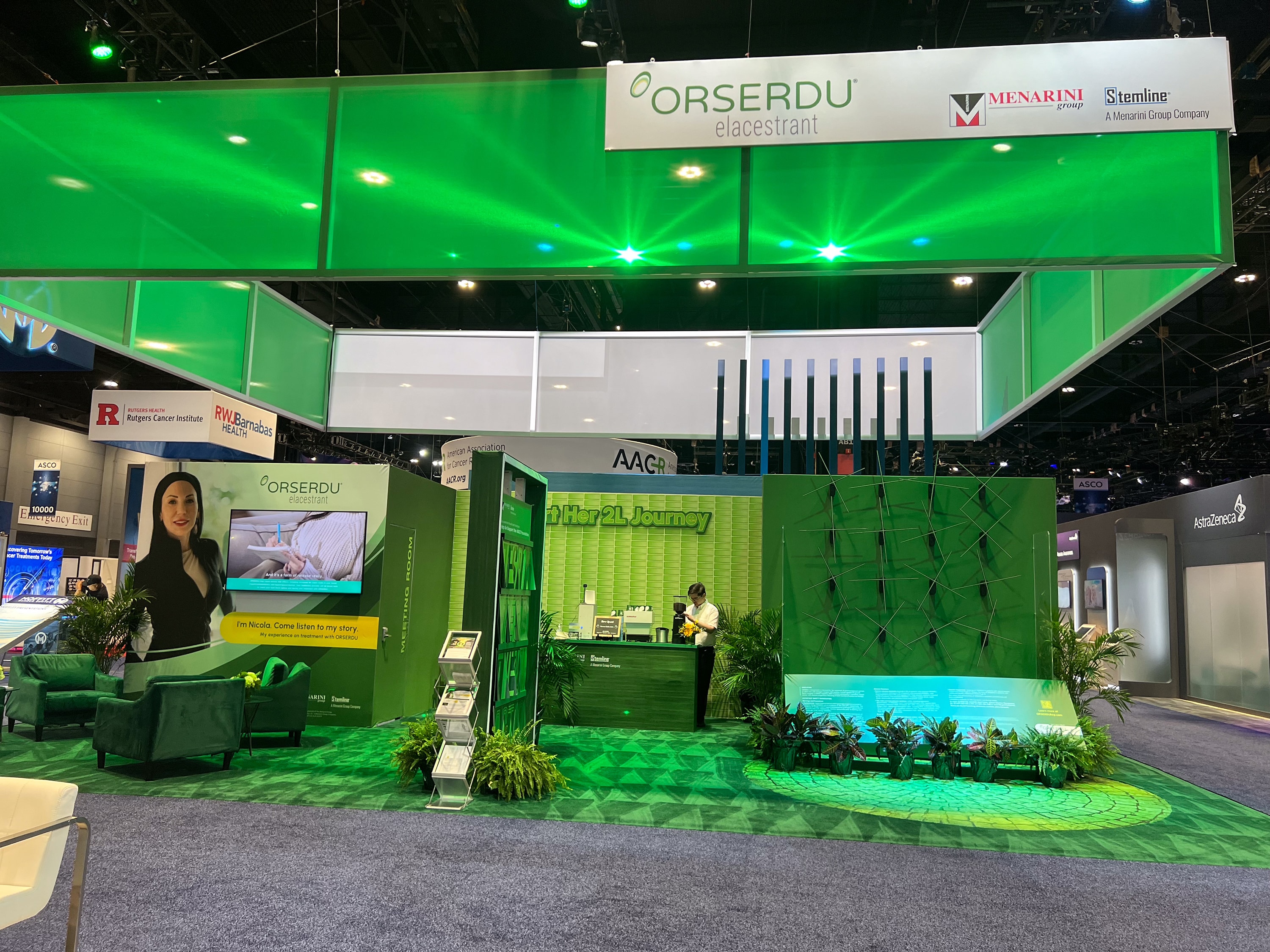 Stemline_05_available-light_trade-show