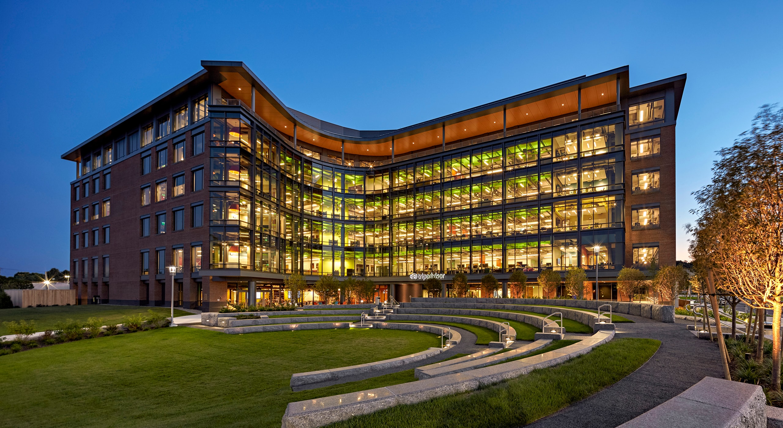 TAHQ_01_available-light_architecture