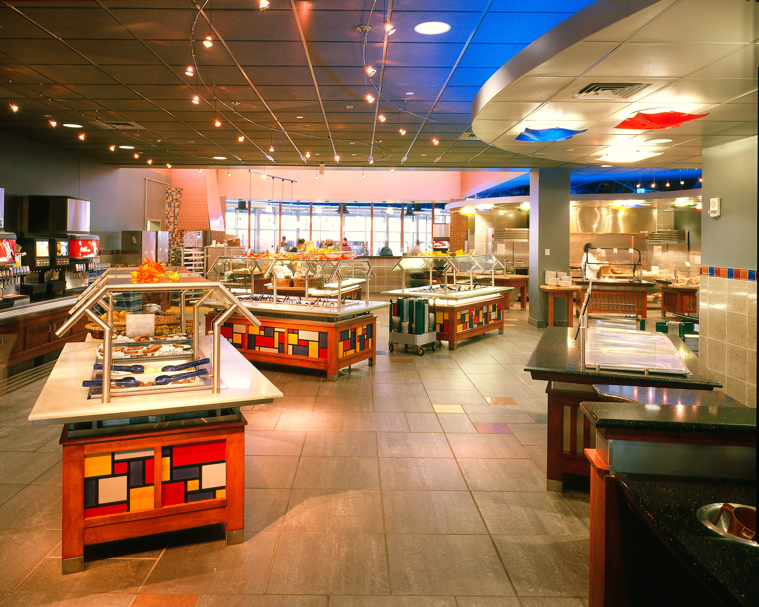 UConn_01_available-light_architecture