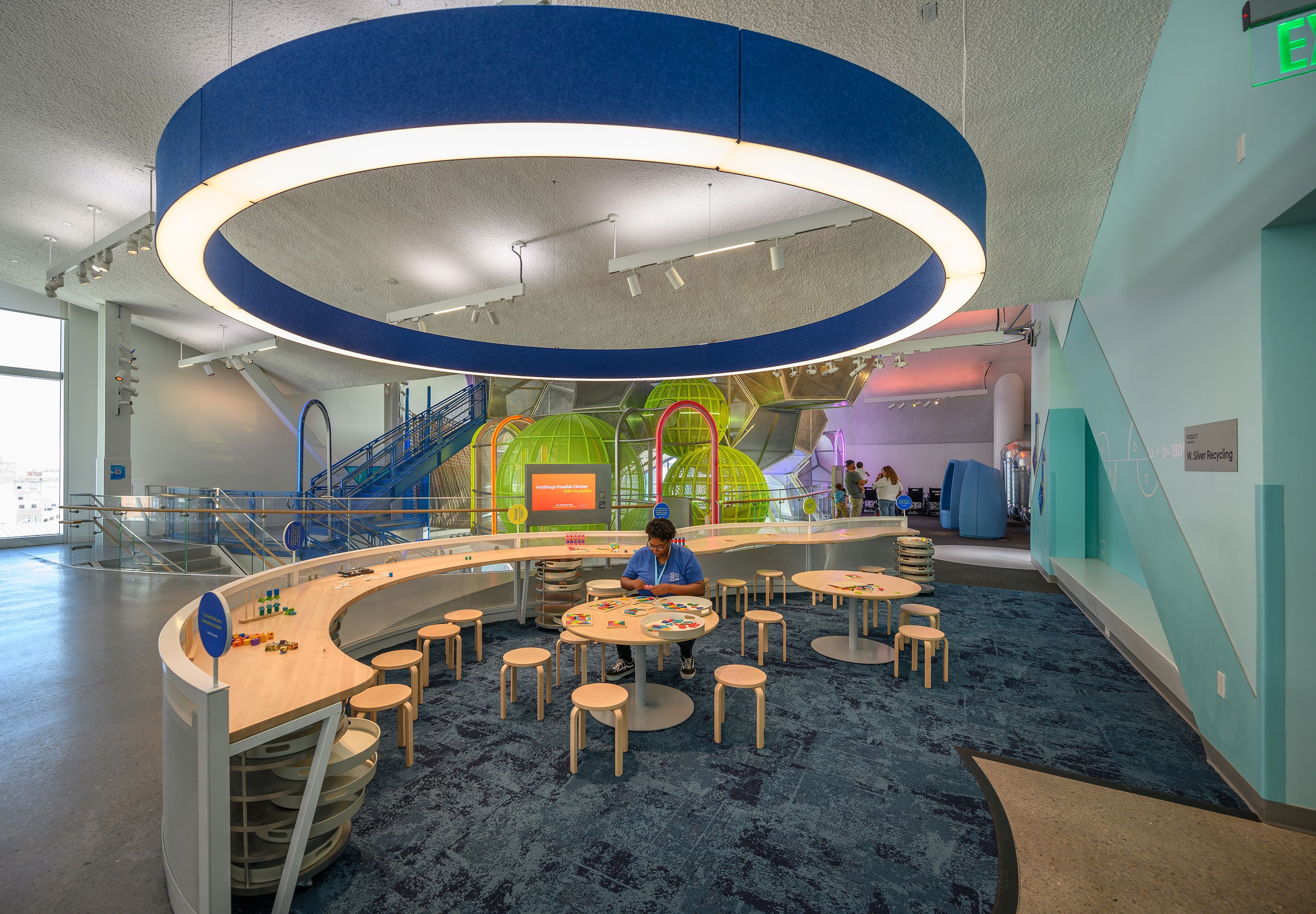 Available Light | La Nube STEAM Discovery Center | Architecture 04