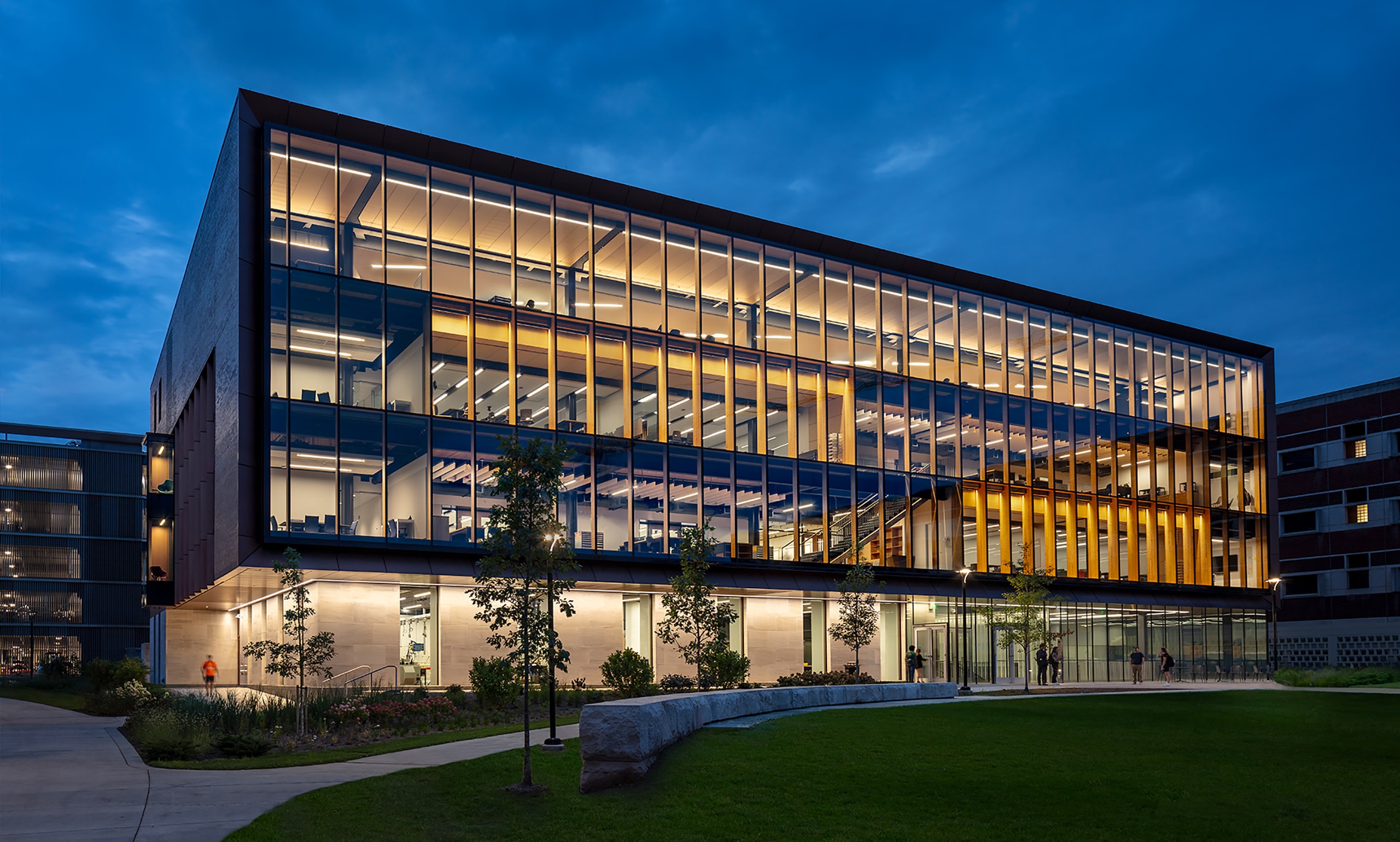 psuw2_01_available-light_architecture