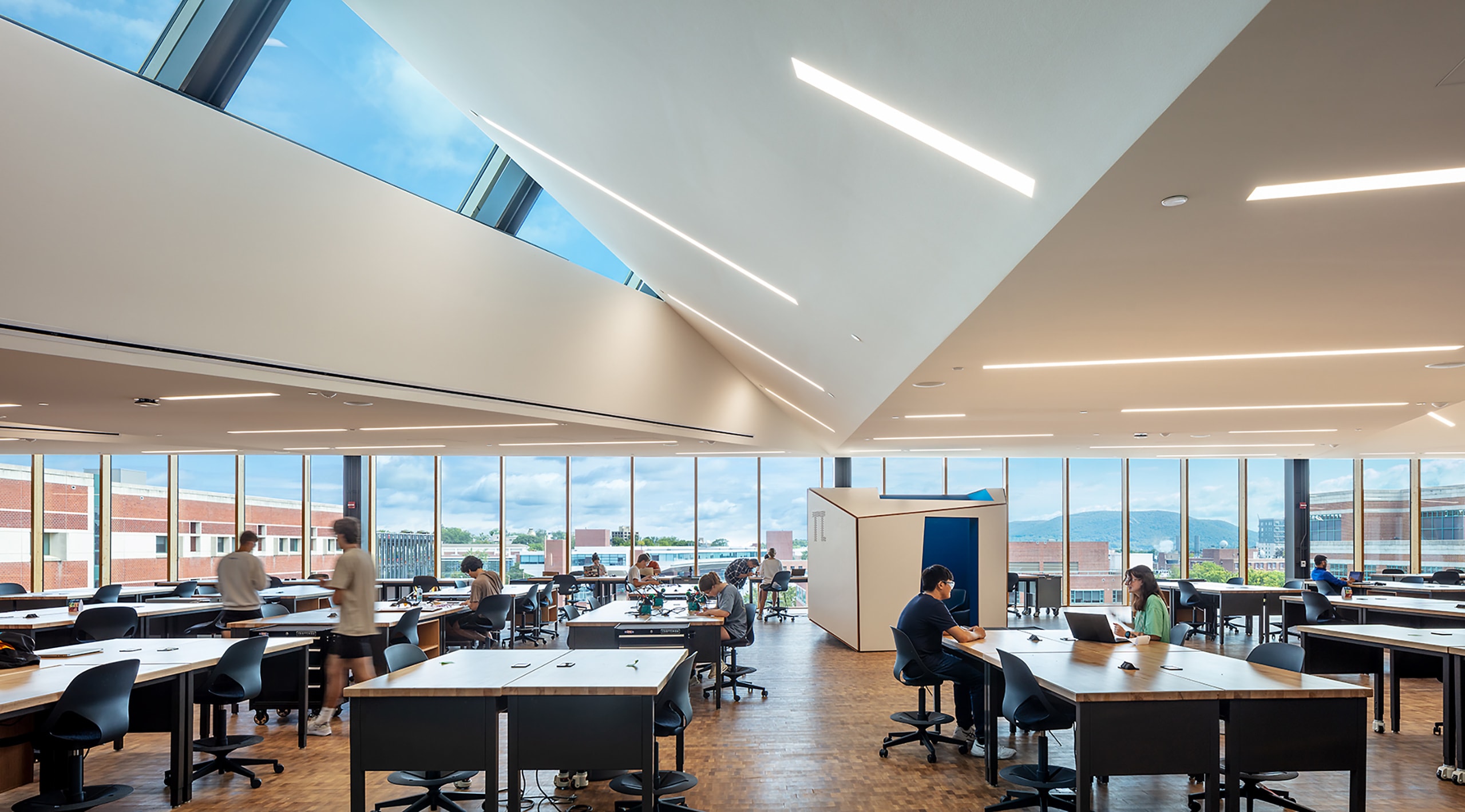 psuw2_05_available-light_architecture