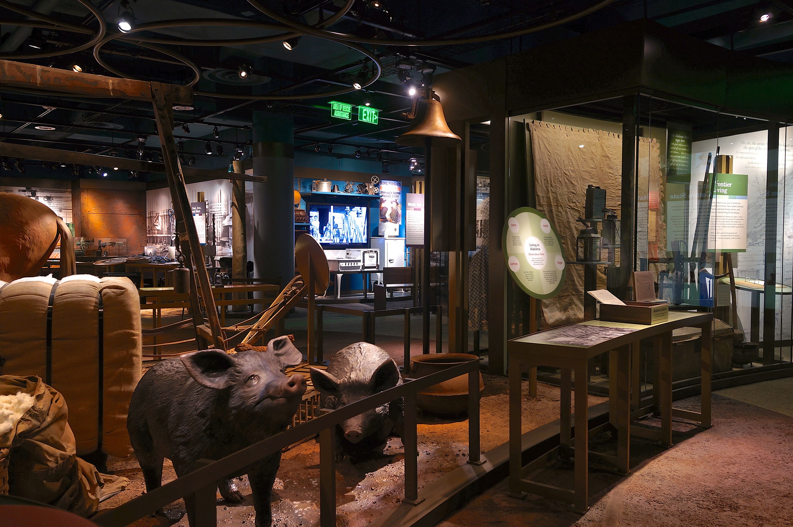 AlabamaVoices_02_available-light_museum AlabamaVoices_02_available-light_museum