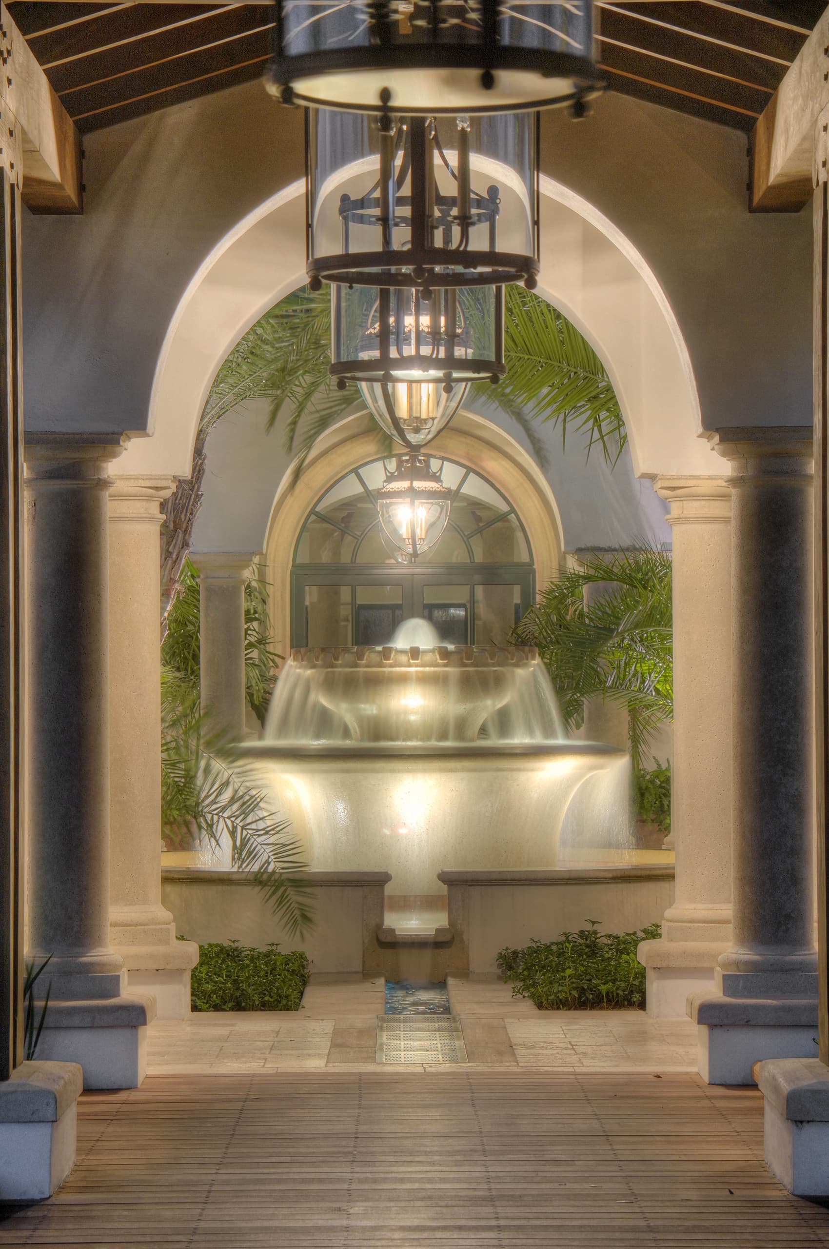 CloisterHotel_05_available-light_architecture CloisterHotel_05_available-light_architecture