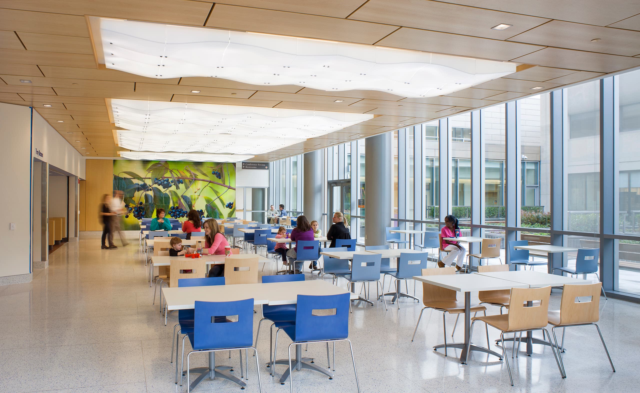 HersheyHospital_03_available-light_architecture HersheyHospital_03_available-light_architecture