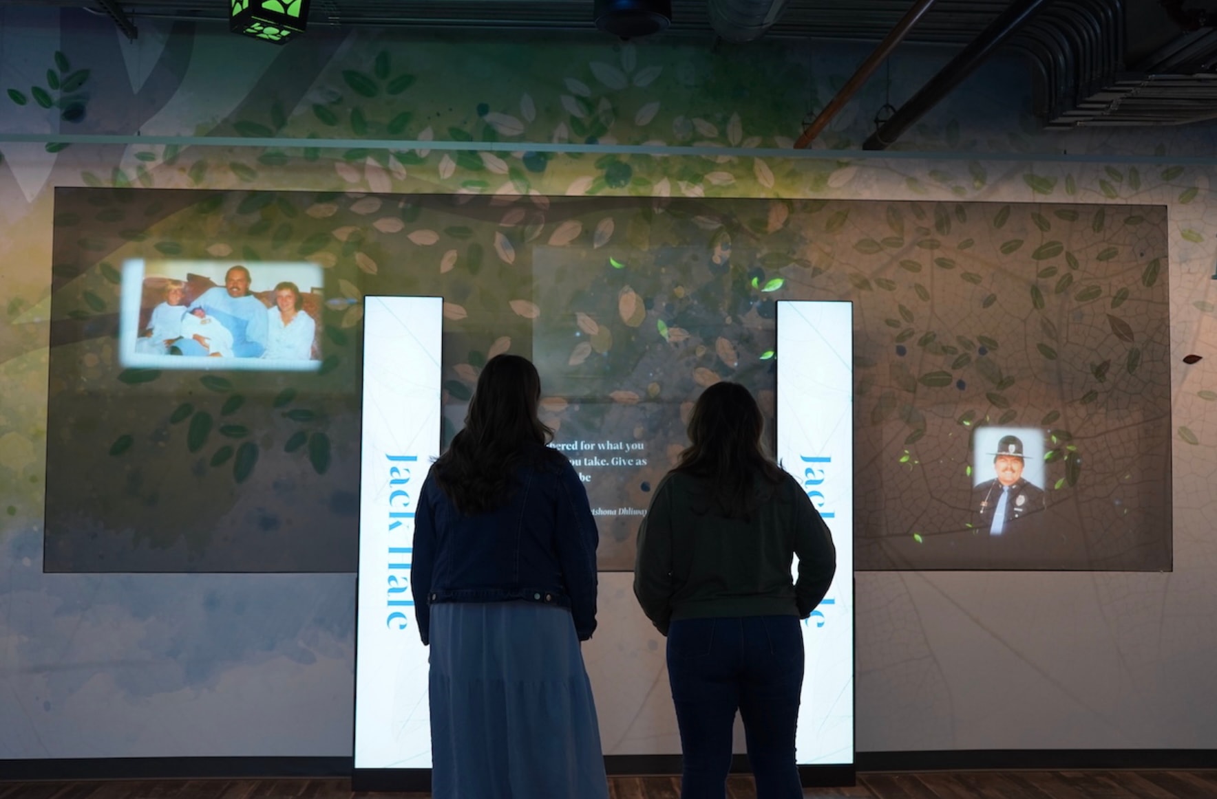 Indiana Donor Memorial_07_available-light_experiential Indiana Donor Memorial_07_available-light_experiential