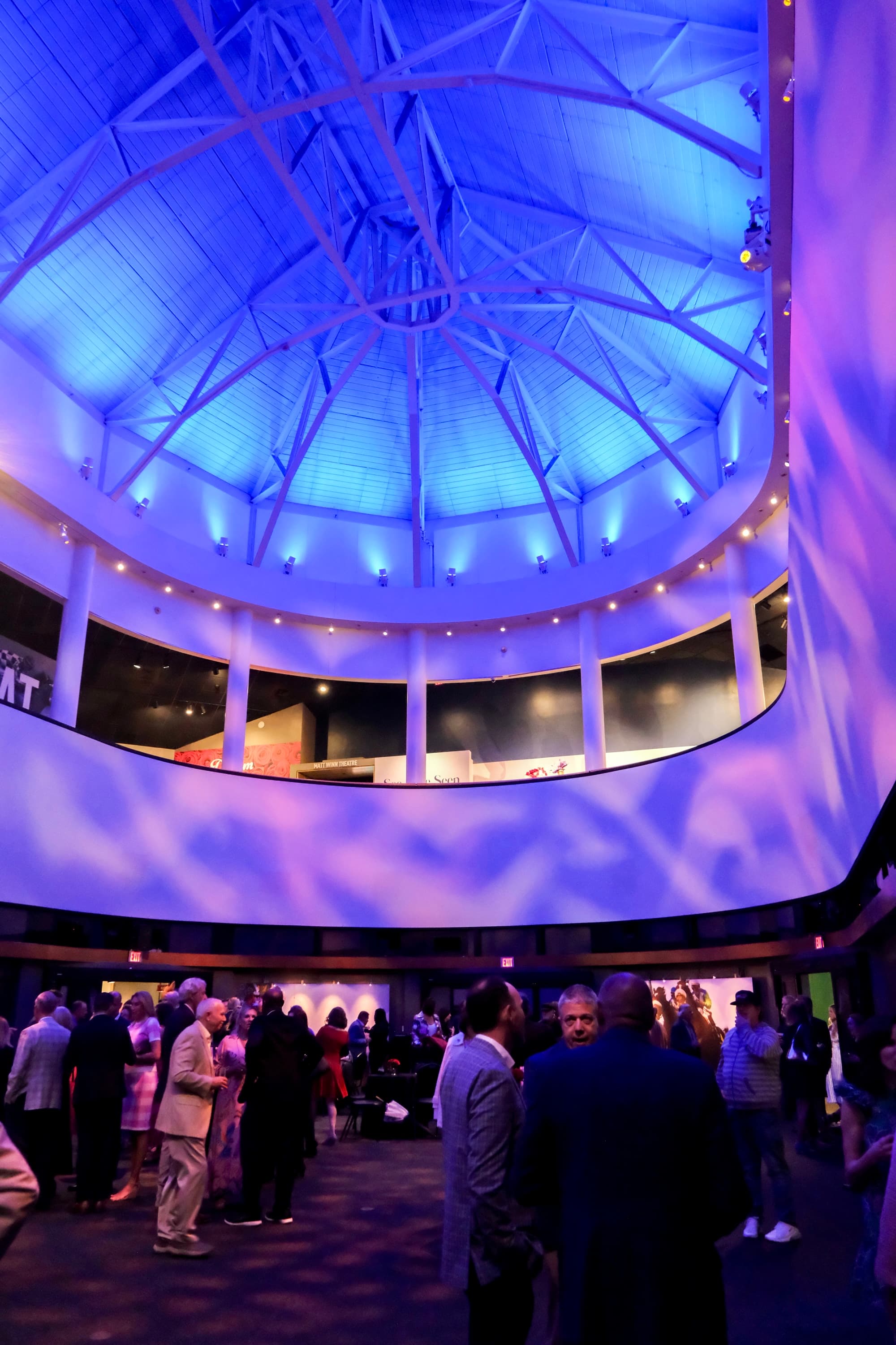 Kentucky Derby_05_available-light_museum Kentucky Derby_05_available-light_museum