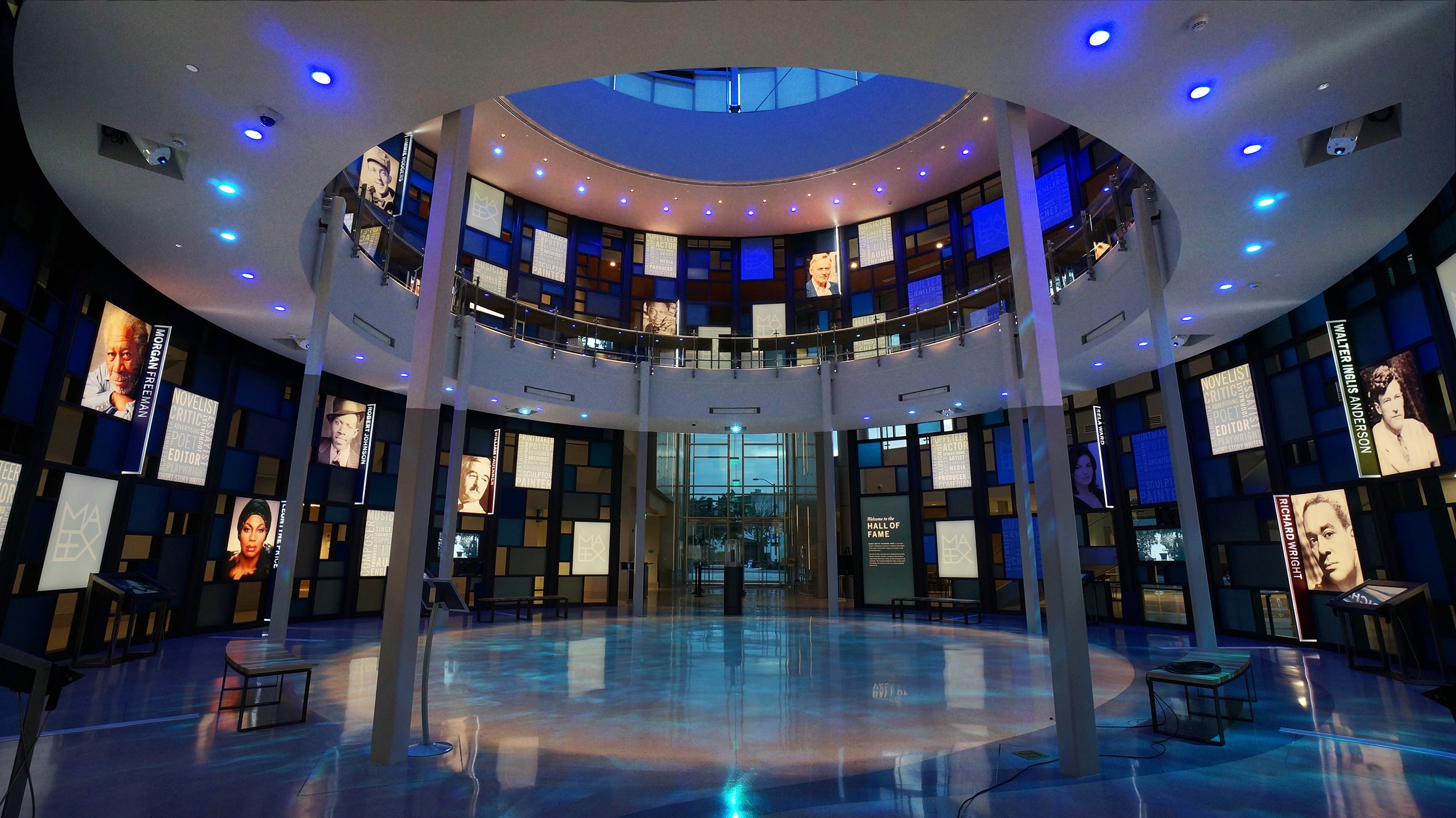 MAEEX_02_available-light_museum MAEEX_02_available-light_museum