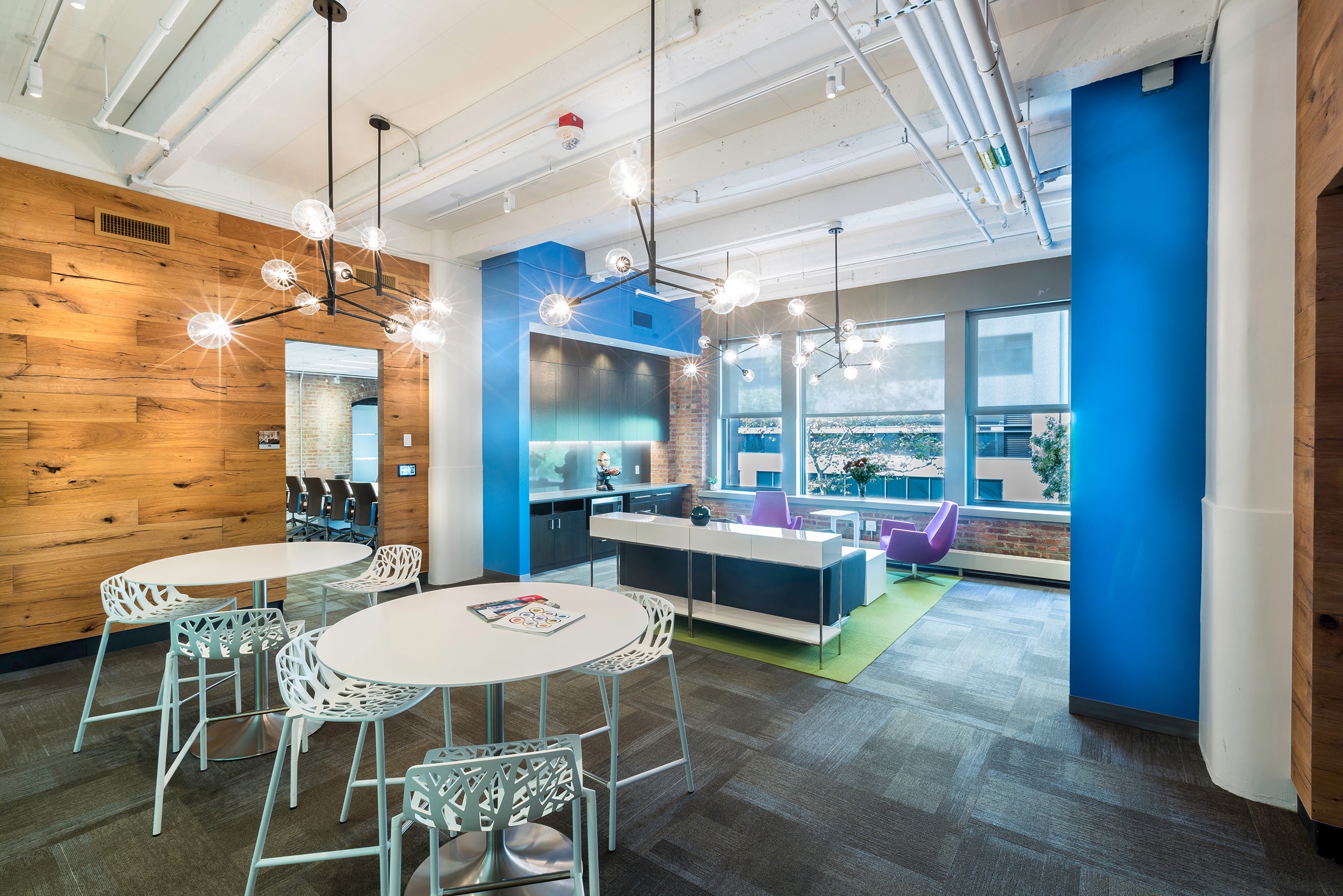 TripAdvisor_04_available-light_architecture TripAdvisor_04_available-light_architecture