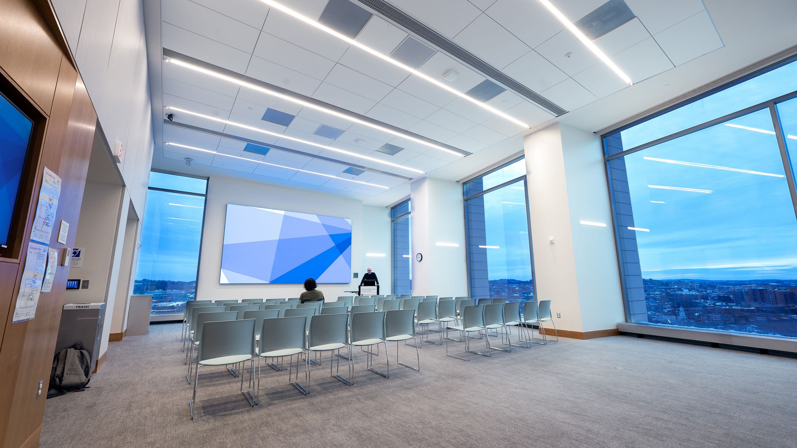 Available Light | Beth Israel Deaconess Medical Center | Klarman Building 08 Available Light | Beth Israel Deaconess Medical Center | Klarman Building 08